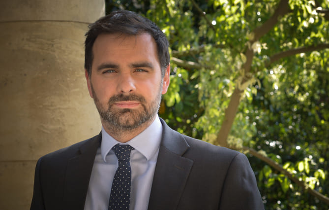 (94) Qui est Laurent Saint-Martin, ancien député du Val-de-Marne entré au gouvernement ?